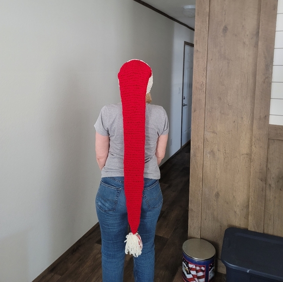 Long stocking cap - Picture 2 of 3